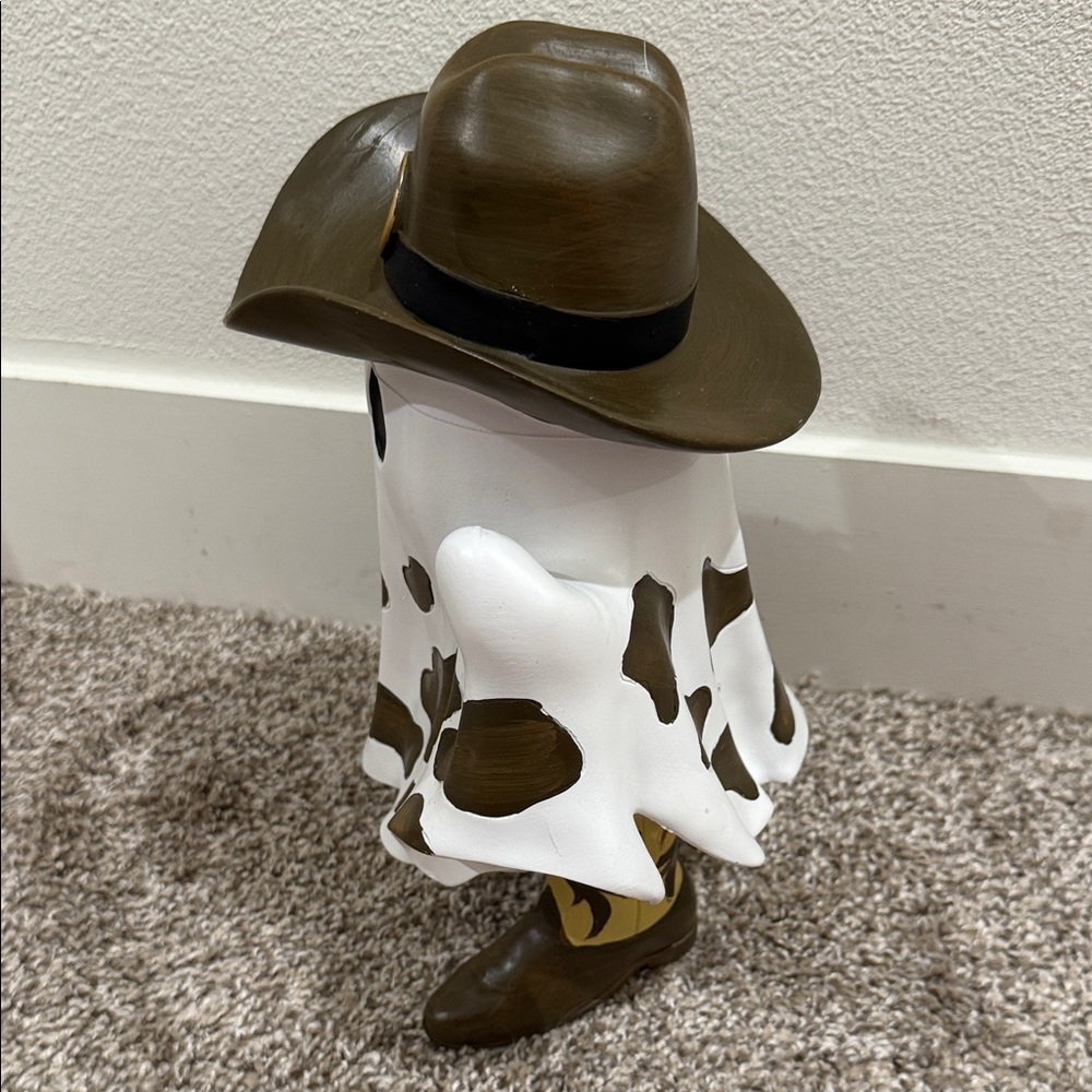 Cowboy Ghost Figurine - Brown and White - Picture 2 of 10